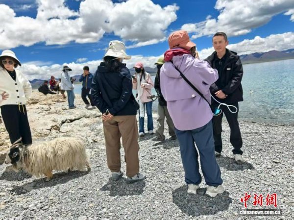 能加杠杆的炒股软件 （辉煌60载 魅力新西藏）生态何以惠民生？纳木措“高原文旅”实践谱新曲
